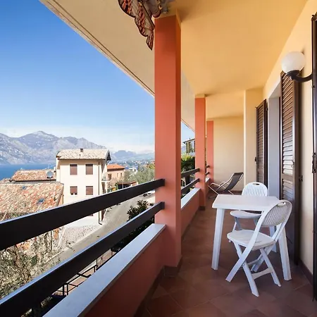Lory Apartment *